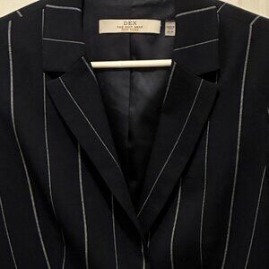 Dex of New  York: Size Medium Black & White Pinstripe